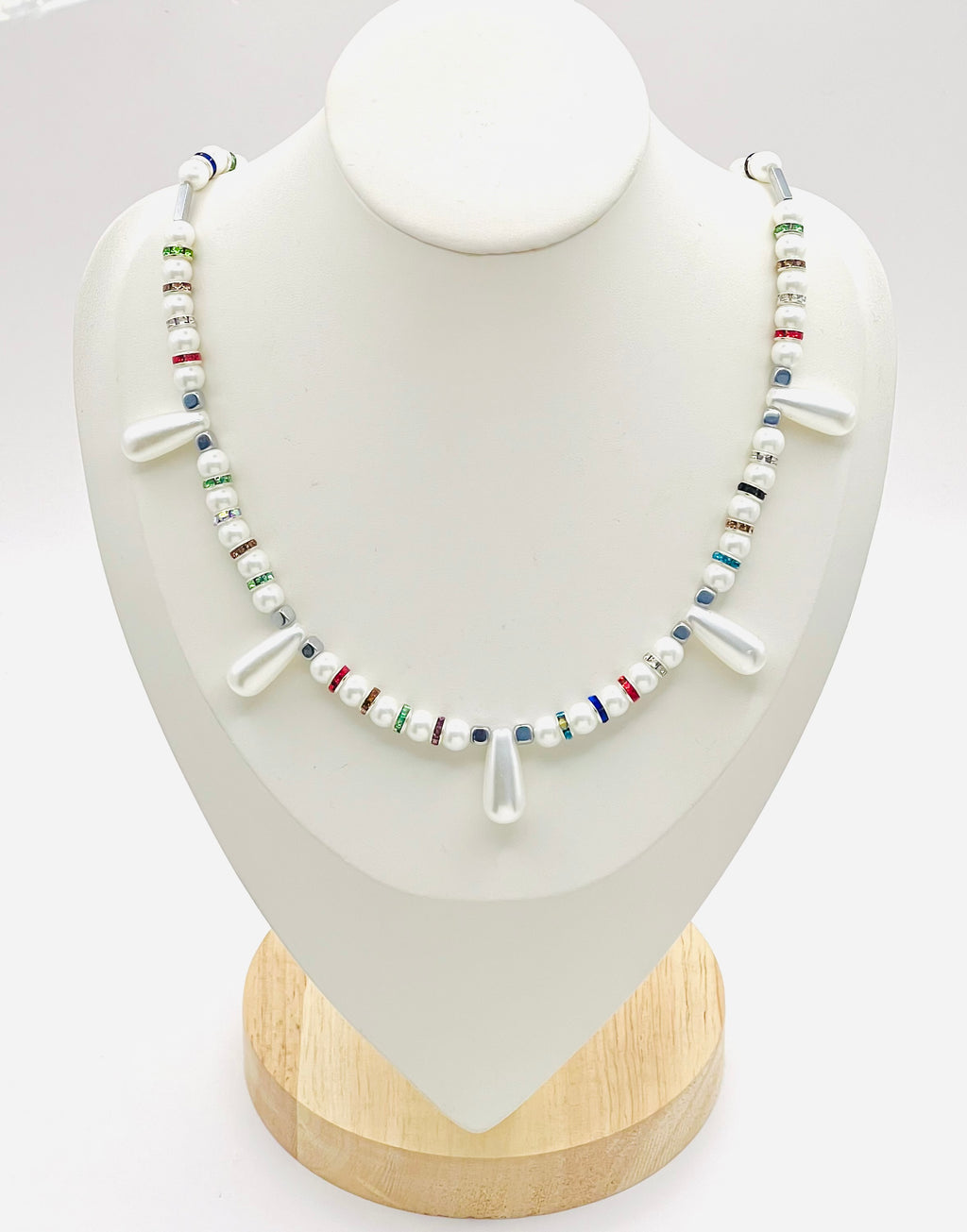 White Natural Stone & Multicolour Rhinestone Necklace | Silver-Plated Clasp