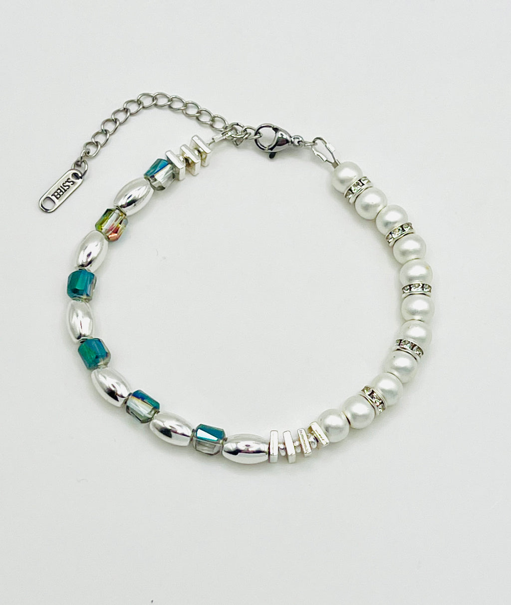 White Stone & Ash Transparent Glass Bead Bracelet – Silver Stainless Steel