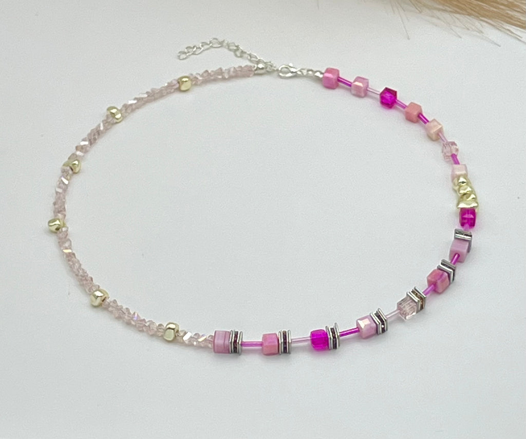 Rose Pink Crystal Glass Necklace Made with Natural Stones and a Silver-Plated Clasp – Women’s Jewellery