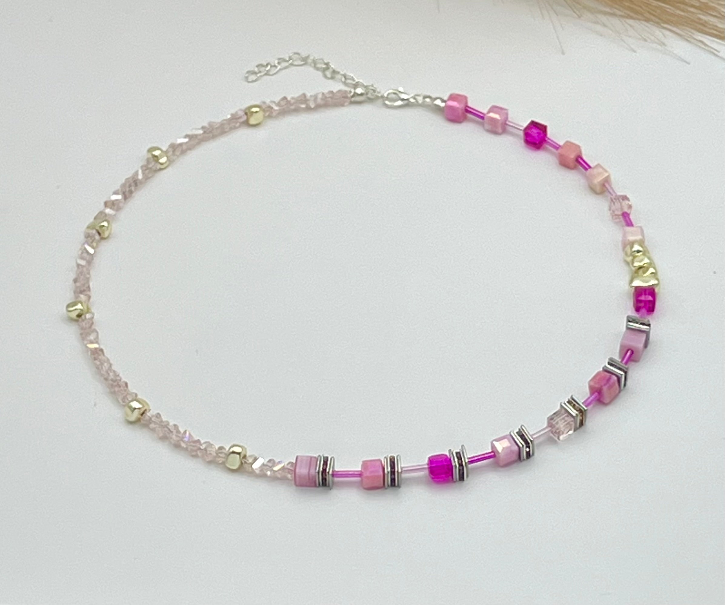Rose Pink Crystal Glass Necklace Made with Natural Stones and a Silver-Plated Clasp – Women’s Jewellery