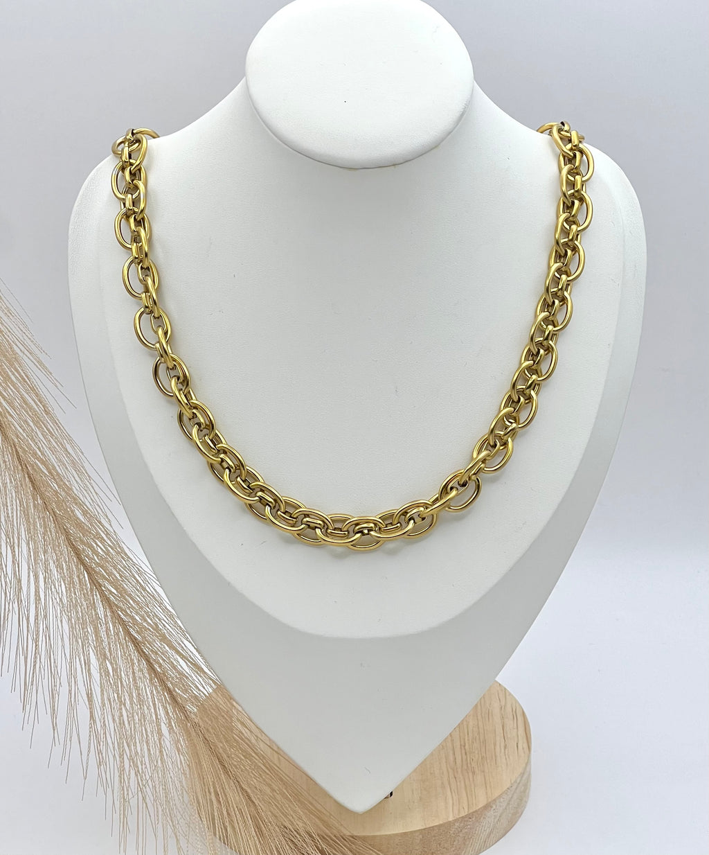 Gold Stainless Steel Chain Necklace for Women Gift Jewellery Box