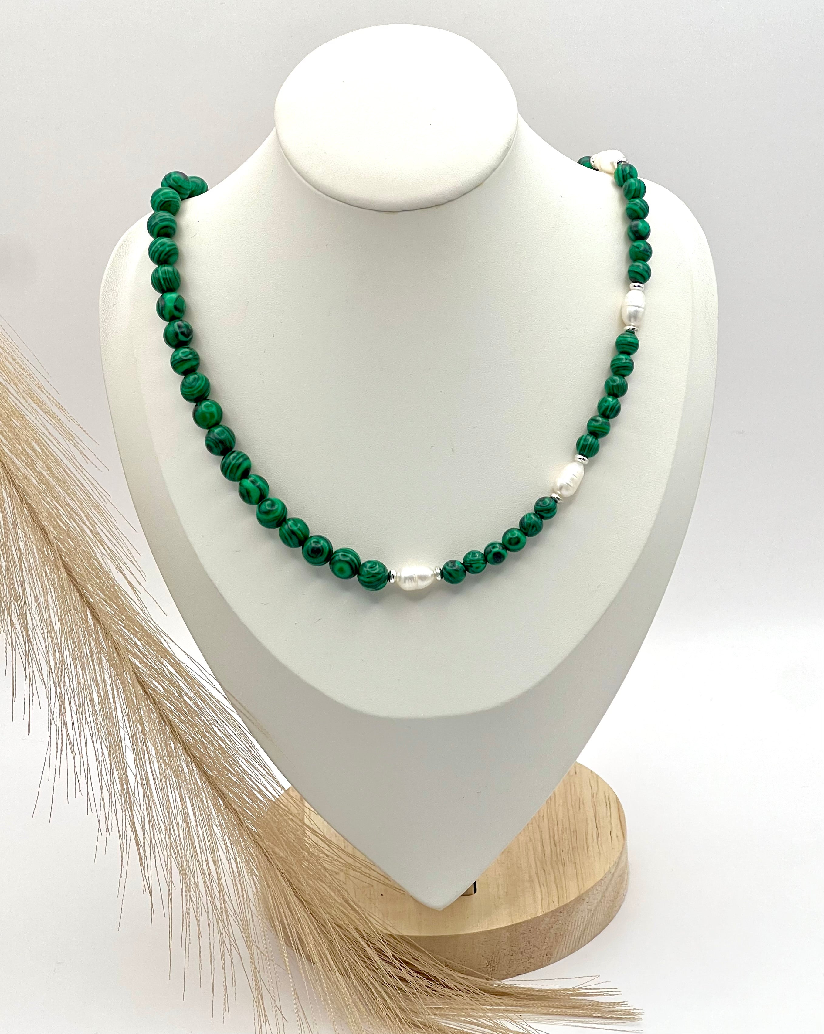 Green Malachite and Freshwater Pearl Necklace with Silver Steel