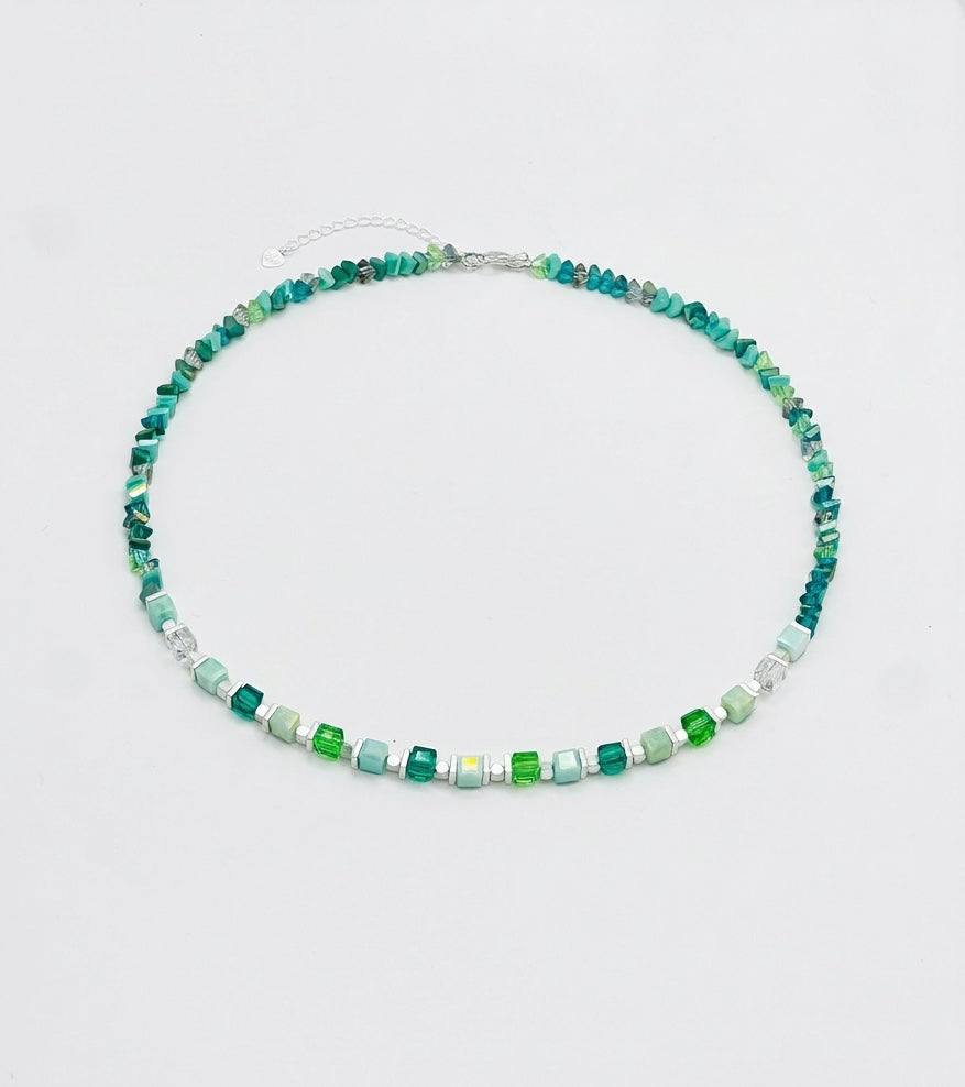 Mix Green and White Crystal Glass Stone Necklace
