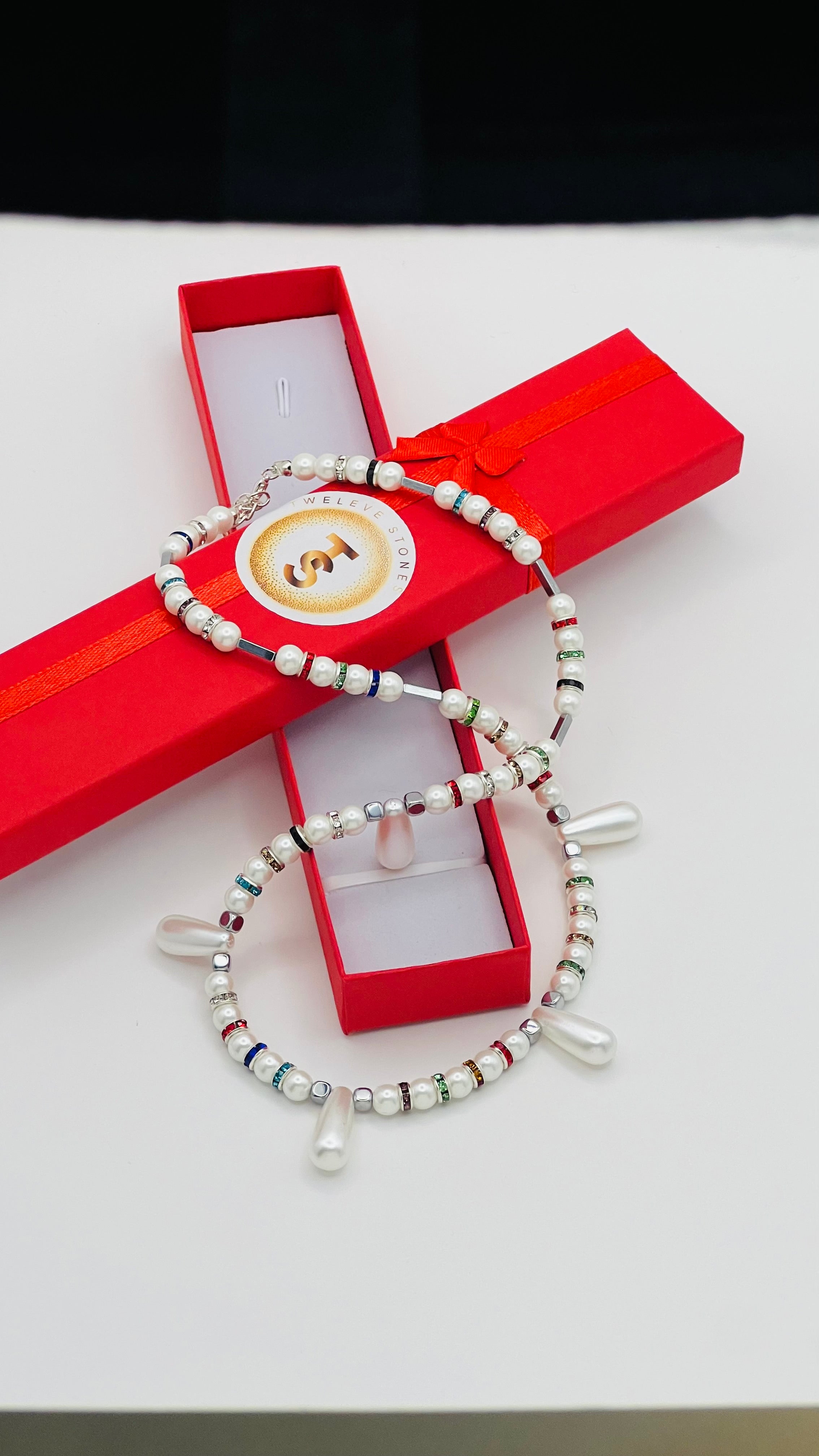 White Natural Stone & Multicolour Rhinestone Necklace | Silver-Plated Clasp
